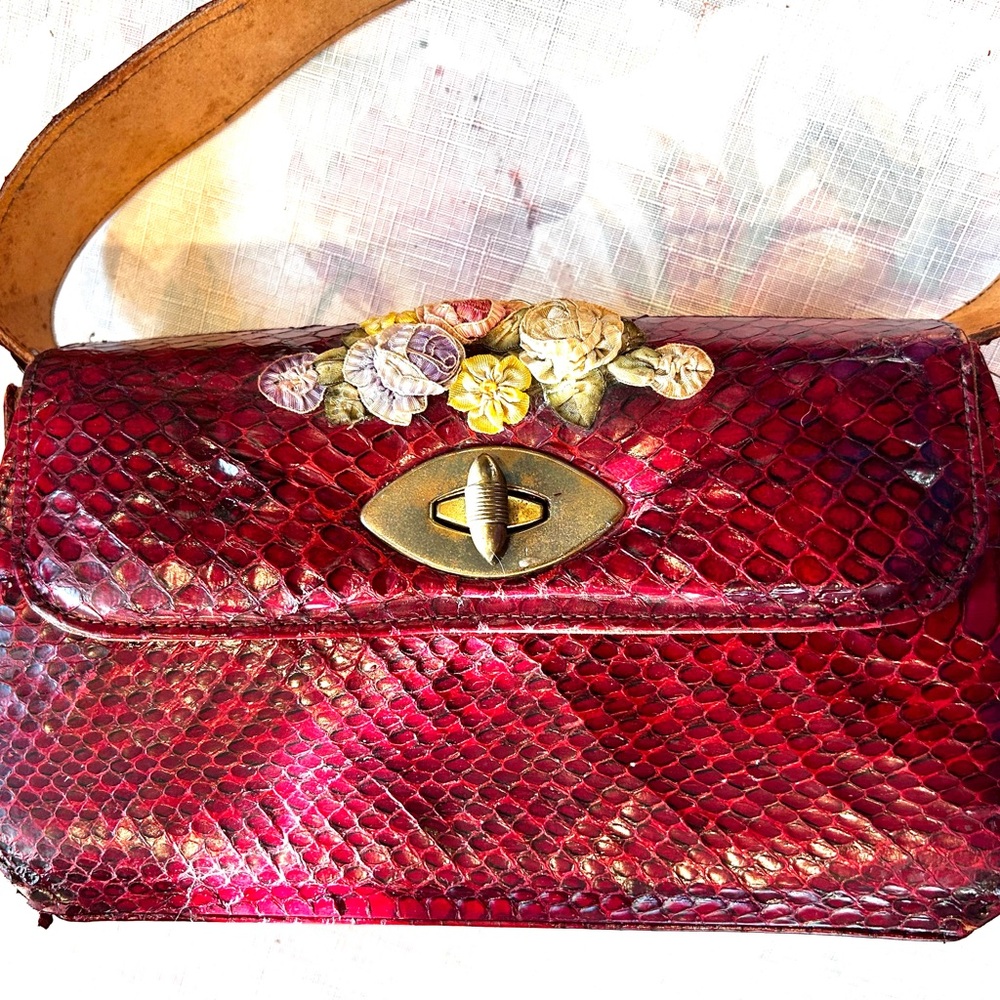 Red Floral Embellished Shoulder Bag